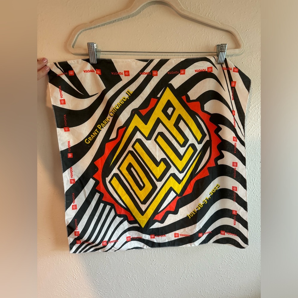 Lollapalooza Scarf 2022 Unisex